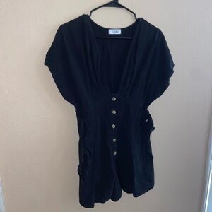 Super cute black Lilyful button front retro short sleeve romper casual fashion